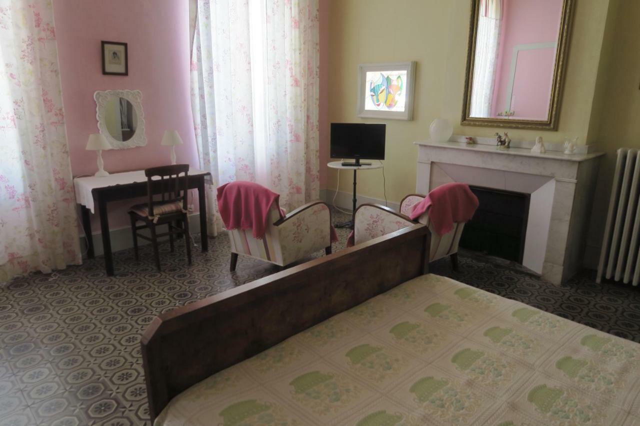 Ouveillan Le Domaine De Fraissinet B&B 외부 사진